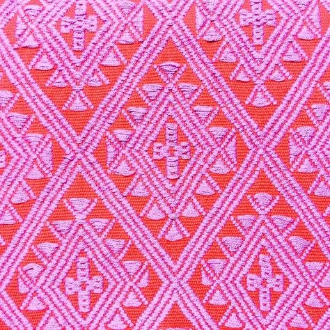 Mexican Textiles Pattern, Mayan Textiles, Thai Fabric, Guatemalan Textiles, Flower Print Pattern, Mexican Textiles, Thai Pattern, Ethno Style, Field Notes