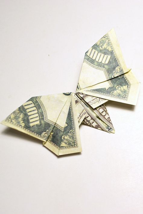 How To Fold Money Into A Butterfly, Money Folding Butterfly, Money Butterfly Origami, Butterfly Money, Easy Money Origami, Money Folding, Origami Dollar, Sunshine Box, Easy Origami Flower