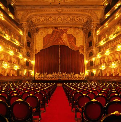 Royal Opera House London, Theatre Aesthetic, Oslo Opera House, Theatre Interior, Vienna State Opera, Bolshoi Theatre, Hollywood Event, A Night At The Opera, 2023 Art