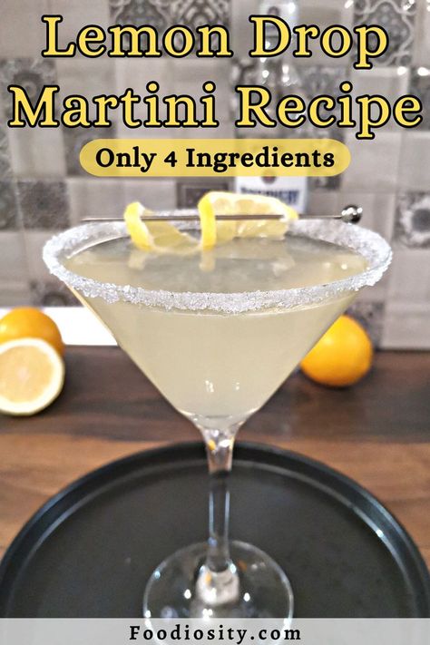 Easy Martini, Lemon Drop Drink, Lemon Drop Martini Recipe, Martini Recipes Easy, Lemon Drop Recipe, Lemon Drop Shots, Lemon Martini, Summer Drink Cocktails, Martinis Drinks