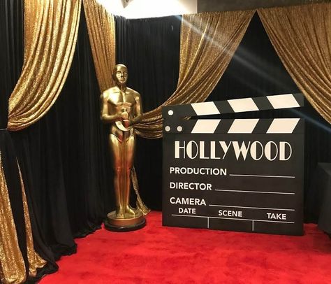 Hollywood Theme Prom, Hollywood Glamour Party, Hollywood Theme Party Decorations, Old Hollywood Prom, Old Hollywood Party, Oscars Theme Party, Old Hollywood Theme, Hollywood Birthday Parties, Oscars Party Ideas