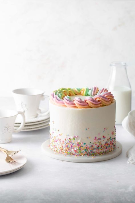 Rainbow Sprinkle Cake with vanilla buttercream frosting. Sprinkle Cake Recipe, Rainbow Sprinkle Cake, Homemade Funfetti Cake, Rainbow Sprinkle Cakes, Cake With Sprinkles, Rainbow Cake Recipe, Rainbow Sprinkle, Vanilla Birthday Cake, Layer Cake Recipes