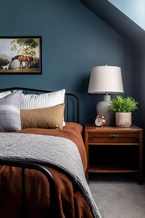 15 Bedroom Color Schemes for a Cozy Sleep Sanctuary, All Designer-Approved Ali Henrie, Bedroom Color Combination, Moody Bedroom, Bedroom Red, Shared Bedroom, Bedroom Color Schemes, Bedroom Color, Country Style Homes, Primary Bedroom