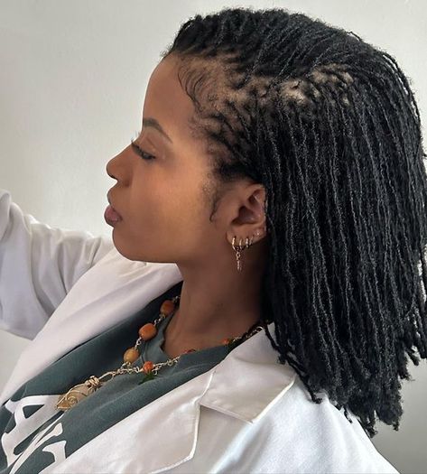 Micro Locs Wedding Hairstyles, Sisterlocks Vs Microlocks, Styled Locs Black Women, Starter Sisterlocks On Short Hair, Microlocks Hairstyles, Sister Locs Sisterlocks, Micro Locs Vs Sister Locs, Mirco Locs, Short Sisterlocks