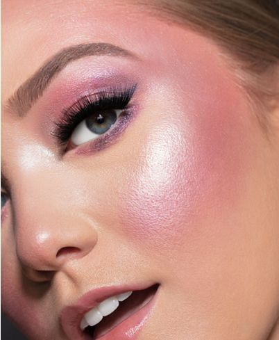 Heavy Blush Makeup, Heavy Blush, Bold Blush, Aveda Makeup, Winged Eyeliner Tutorial, Cheek Makeup, Avant Garde Makeup, Blush On Cheeks, Cat Eyeliner