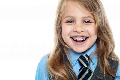 When spelling is a laughing matter Braces For Kids, Different Types Of Braces, Types Of Braces, Kids Braces, Braces Tips, Traditional Braces, Braces Girls, Kids Dentist, Kids Teeth