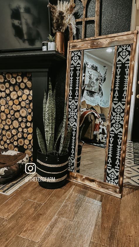 Western moody boho black wall snake plant Pendleton mirror Aztec rug Western Full Length Mirror, Diy Western Mirror Frame, Western Mirror Ideas, Western Vanity Ideas, Dark Western Bedroom, Brass Bunkhouse, Barndominium Bedroom, Rustic Western Wall Decor, Boho Home Ideas