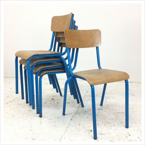 Vinterior | Vintage Furniture: Midcentury, Antique & Design Furniture Vintage School Chairs, School Chairs, Vintage Chair, Vintage Dining Room, Kiosk Design, Vintage Dining Chairs, French School, Single Chair, Vintage School