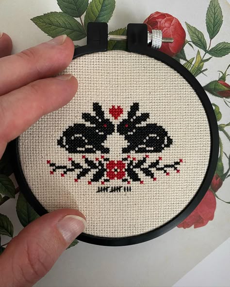 Beast or God on Instagram: “My chief occupation, despite appearances, has always been love 🖤💀🖤 This cross stitch pattern is a Valentine’s gift from me to you. It’s…” Finished Cross Stitch Ideas, Cross Stitch Framing Ideas, Tattoo Cross Stitch Pattern, Cross Stitch Clothes, Cross Stitch Gift Ideas, Goth Cross Stitch Pattern Free, Cross Stitch Finishing Ideas, I Love You Cross Stitch, Cross Stitch Patterns Goth