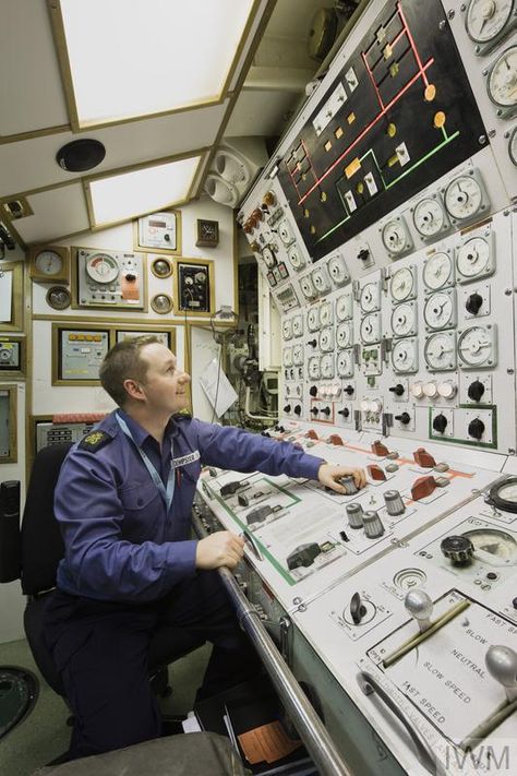 Petty Officer Dempster at the controls in the Manoeuvering Room on board HMS SCEPTRE seen as she lays alongside at Devonport dockyard just prior to decommissioning and disposal. Part of the Marine Engineering Department, the Manoeuvring Room houses the equipment which controls and monitors the submarine's nuclear reactor. Marine Engineering Aesthetic, Nuclear Engineering Aesthetic, Marine Engineer, Royal Navy Submarine, Nuclear Engineering, Navy Submarine, Nuclear Physics, Nuclear Submarine, Navy Day