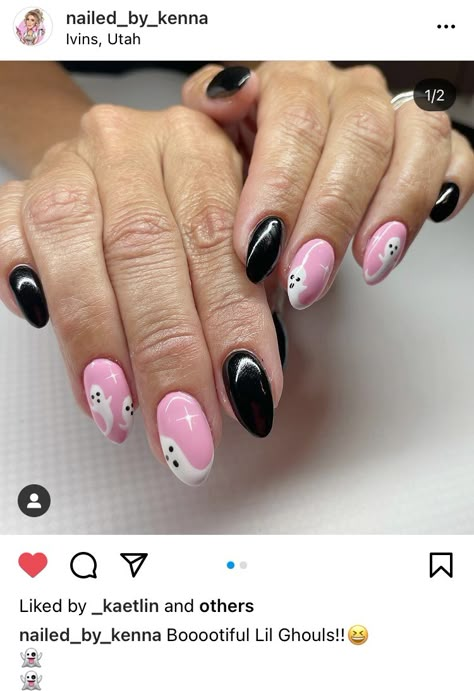 Pink Halloween Nails With Ghosts, Cute Ghost Nails Pink, Pink And Black Ghost Nails, Pink Ghost Halloween Nails, Black Pink Halloween Nails, Halloween Style Nails, Halloween Luminary Nails, Pink Out Nails, Ghost Nails Pink