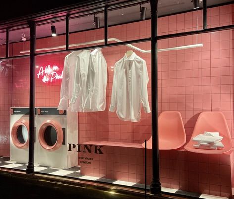 Fancy Laundromat, Pink Laundry Mat, Pink Laundromat, Aesthetic Laundromat, Laundry Service Business Ideas, Vintage Laundromat, Laundry Store Design Ideas, Laundromat Aesthetic, Coin Laundromat