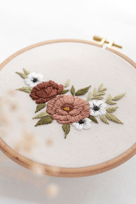 White Embroidered Flowers, Rose Bouquet Embroidery, White Flowers Embroidery, Peony Embroidery Pattern, Flower Bunch Embroidery, Flower Embroidery Pattern, Flower Hand Embroidery, Rose Embroidery Pattern, Brothers Wedding