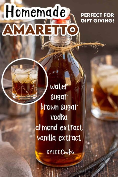 Little bottles of Homemade Amaretto make the perfect holiday gift! It's also fabulous for making cocktails at home! Diy Liquor, Homemade Liqueur Recipes, Homemade Alcohol, Homemade Liquor, Liquor Recipes, Moonshine Recipes, Liqueurs Recipes, Liquor Drinks, Boozy Drinks