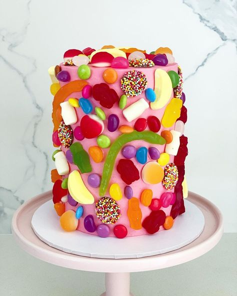 Lolly Birthday Cake, Lollie Cake, Lolly Cake, Tier Cake, Cakes Cupcakes, Birthday Cake Kids, Pretty Cakes, Creative Cakes, Cute Cakes