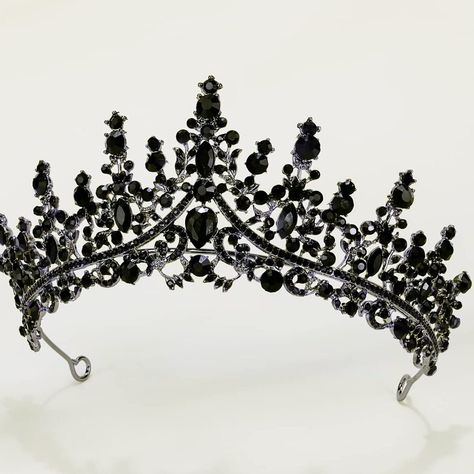 Black Tiara Gothic, Gothic Royalty, Tiara Black, Tiara Design, Quince Stuff, Long Black Gloves, Crowns For Women, Queen Tiara, Crystal Crowns