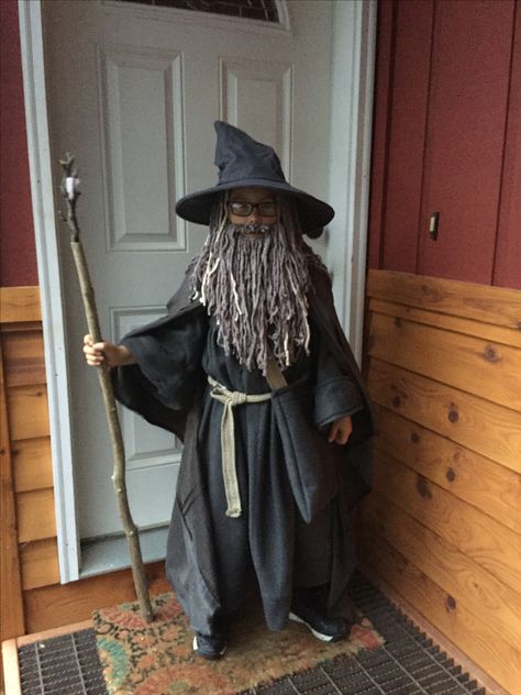 Homemade Gandalf kids costume Dumbledore Costume Diy, Boy Witch Costume, Diy Wizard Robe, Diy Wizard Costume, Kids Wizard Costume, Gandalf Costume Diy, Wizard Costume For Kids, Men’s Wizard Costume, Gandalf Robe