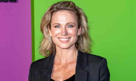 GMA's Amy Robach shares unexpected photo with green-eyed teenage daughter | HELLO! Andrew Shue, Amy Robach, George Stephanopoulos, Robin Roberts, Bright Red Lipstick, Michael Strahan, News Reporter, Teenage Daughters, Slick Hairstyles