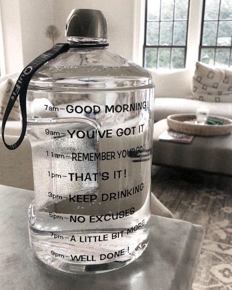 1 Gallon Water Bottle, Vision Board Photos, Gallon Water Bottle, Water Aesthetic, Vision Board Manifestation, Healthy Lifestyle Motivation, Healthy Girl, Healthy Lifestyle Inspiration, Workout Aesthetic