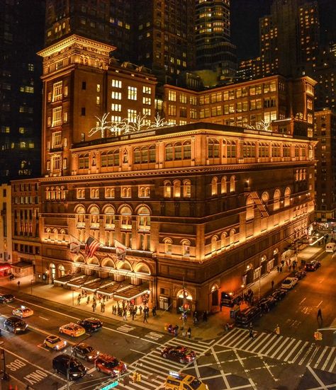 Carnegie Hill Nyc, Carnige Hall New York, Carnegie Hall Aesthetic, City Hall Aesthetic, Concert Hall Aesthetic, New York Theater, New York City Vacation, Sugar Hill, Ny Trip