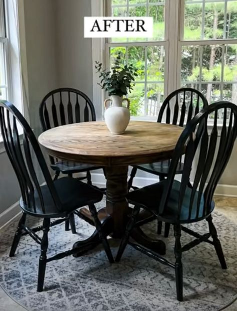 Painted Windsor Chairs Ideas, Two Toned Table, Two Tone Table And Chairs, Refinish Wood Table, Round Kitchen Table Ideas, Two Tone Table, Round Dinner Table, Painted Kitchen Tables, Round Kitchen Table