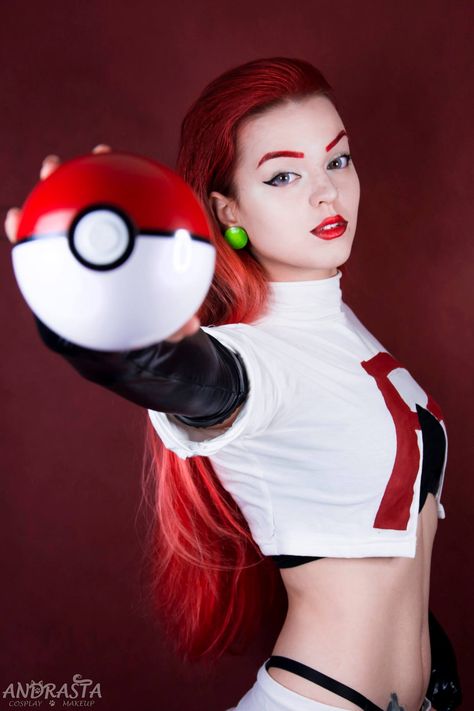 Character: Jessie / From: 'Pokémon' Anime Series / Cosplayer: Kamila Jabłońska (aka Andrasta, aka xAndrastax) / Photo: Kamila Jabłońska (2017) Jessie Pokemon, Pokemon Cosplay, Pokemon Pokemon, Fantasias Halloween, Cosplay Characters, Amazing Cosplay, Cute Cosplay, Cosplay Dress, Best Cosplay