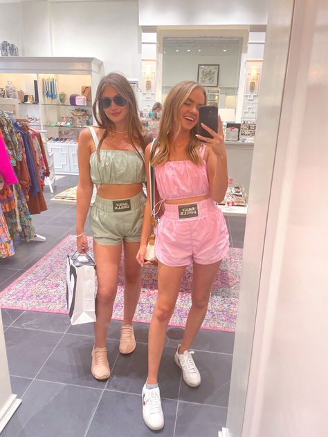 Weekending with @sameenaolivia set from @dailydrills , shoes from @vejafair , pink, bubble set, daily drills, vejas, green, sunglasses, shopping, ootd, photo inspo, photo ideas, mirror pic Daily Drills Clothing, Daily Drills Outfit, Daily Drills Set, Drill Clothes, Daily Drills, Wishlist 2022, Green Sunglasses, Drill Set, Russia Ukraine