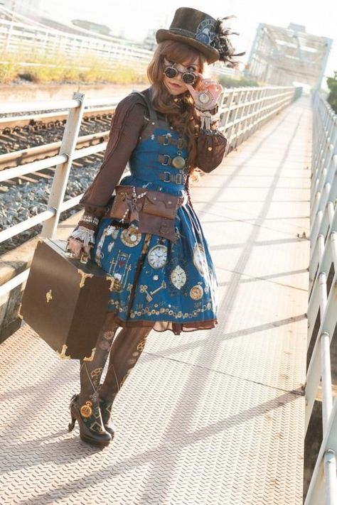 Lady Mechanica, Steampunk Clothes, Moda Steampunk, Steampunk Characters, Mode Steampunk, Steampunk Aesthetic, Steampunk Stuff, Steampunk Couture, Steampunk Tendencies