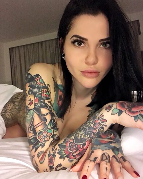 #inked #instagram #girl Tattooed Girl, Tattooed Girls, Tattoed Women, Tattooed Women, Tattoo Women, Tattoed Girls, Tattoo Girl, Bed Bedroom, Inked Babes