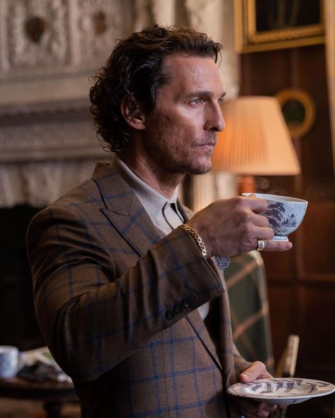 RΛMIN NΛSIBOV on Twitter: "Afternoon tea with Matthew McConaughey… " Matthew Mc, Gentleman Movie, Gentleman Aesthetic, Guy Ritchie, Old Money Style, Matthew Mcconaughey, Gentleman Style, Mode Inspiration, Fashion Classy