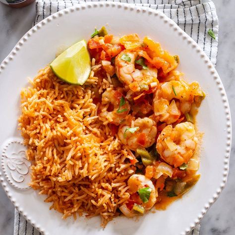 Shrimp Mexican, Mexican Shrimp Recipes, Buttery Rice, Mexican Shrimp, Mexican Drinks, Mexican Dish, Supper Ideas, Large Shrimp, Red Rice