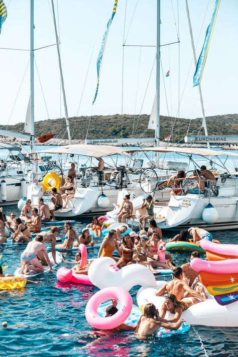 Sail Croatia and party with like-minded people as a part of an international fleet on our Yacht Party Croatia route. Enjoy in 7-days sailing party. Croatia Hen Party, Party On Boat, 2024 Happiness, Croatia Yacht Week, Summer Boat Party, Croatia Party, Europe Party, Sail Croatia, Yacht Week Croatia