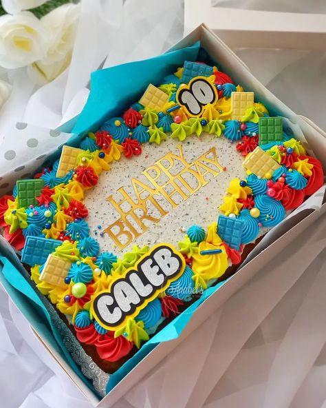 Anabel's Cakes and Treats 🇹🇹 | Lego inspired sheet cake for Caleb's 10th birthday 💛💙❤️ Sheet Cakes 💕 Available to order @anabelcancakeit 🇹🇹 Comes in different… | Instagram Lego Cookie Cake, Lego Cake Ideas Birthday, Lego Sheet Cake, Sheet Cake Decorating Ideas Birthday, Lego Cakes For Boys, Rectangle Cake Designs, Legos Cake, 10th Birthday Cakes For Boys, Lego Cake Ideas