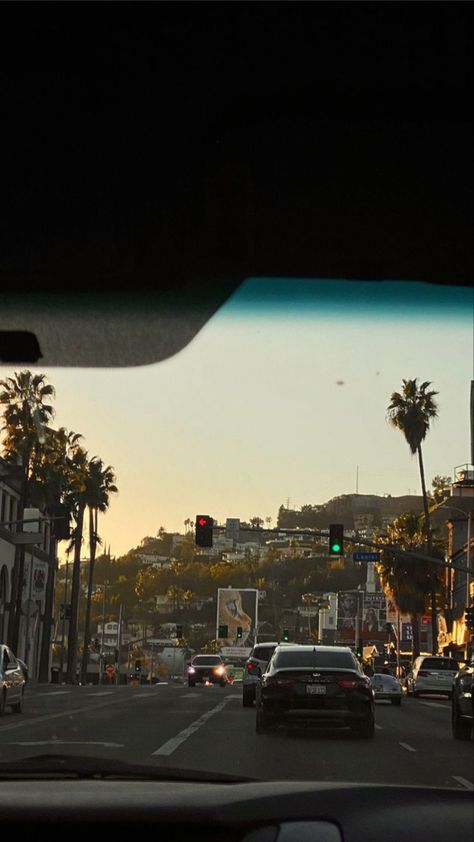 Driving Pov, Summer In La, Los Angeles Wallpaper, Los Angeles Aesthetic, Cali Life, Paradise City, Los Angeles Travel, California Vibe, City Of Angels