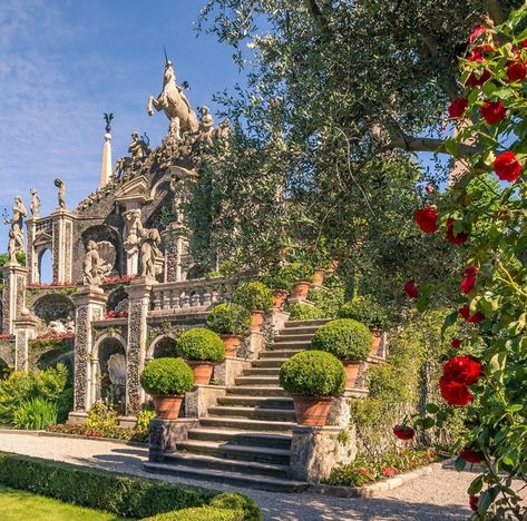 Stresa Italy, Lake Maggiore Italy, Spain Aesthetic, Lake Maggiore, Italian Villa, Italian Summer, European Summer, Italy Travel, Dream Vacations