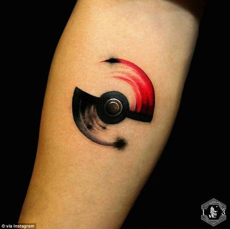 Pokeball Tattoo, Tattoo Finder, Video Game Tattoos, Nerdy Tattoos, Monster Tattoo, Gamer Tattoos, Nerd Tattoo, Naruto Tattoo, Geek Tattoo