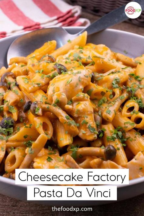 You will be amazed at how it is to prepare this Cheesecake Factory Pasta Da Vinci recipe with just a few ingredients. It tastes amazing and is a quick fix for your pasta cravings. Click on the link here to view the recipe on our website. #cheesecakefactorypastadavinci #cheesecakefactorypastadavincirecipe #cheesecakefactoryrecipes #pastadavincirecipes #copycatrecipes Pasta Da Vinci Recipe, Simple Homemade Pasta, Cheesecake Factory Pasta, Copycat Cheesecake Factory, Lunch Quick, Homemade Lasagna Recipes, Cheesecake Factory Recipes, Italian Sausage Pasta, Chicken Parmesan Pasta