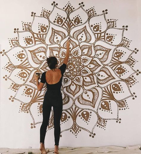 Mandala artist, yoga teacher @artofbeing is painting  wall mandala 🎨 ♥ If you like her art, please follow her Instagram page 😋 #mandalas… Buddha Wall Painting, Blooming Sunflower, Yoga Mandala, Mandala Wall Decor, Mandala Wall Hanging, Yoga Wall, Stencil Projects, Mandala Wall, Mandala Wall Art