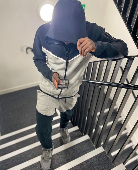 Black And Grey Nike Tech, Nike Tech Black Grey, Nike Tech Fleece Black Grey, Nike Tech Fleece Blanc Gris Noir, Nike Tech Fleece Black, Nike Tech Fleece Black And Grey, Tech Nike, Nike Tech Fleece Black Drip, Nike Tech Fleece Tracksuit