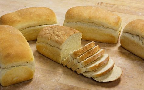 Salt-rising bread is still baked in the area, and you can bake your own Salt Rising Bread, Quick Sweets, Appalachian Recipes, Flavored Butters, Desserts Bread, Home Made Bread, Chipped Beef, Bread Starter, Baking Breads