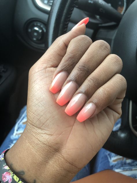 Ombré Coral Nails, Coral Tipped Nails, Ombré French Tip Color, Coral And White Ombre Nails, Coral Ombre Nails Summer Short, Ombre Nails Peach, Vacation Ombre Nails, Coral Pink Ombre Nails, Mom Nails Acrylic