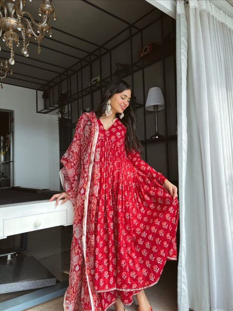 Party Wear Anarkali Suit With Pant And Dupatta Set, Georgette Anarkali Suit, Readymade Dress, Anarkali Dress For Women, Long Kurti Set Anarkali Patterns, Party Wear Anarkali, Dress Anarkali, Georgette Anarkali Suits, Georgette Anarkali, Partywear Dresses, Kurti Set, Kurtis With Pants, Dupatta Set