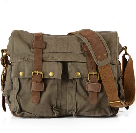 Mochila Grunge, Styl Grunge, Inside My Bag, Stil Inspiration, Canvas Messenger Bag, Bags Aesthetic, Messenger Bag Men, Canvas Shoulder Bag, Gyaru