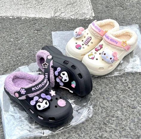 Kuromi Crocs, Themed Crocs, Hello Kitty Crocs, Crocs Custom, Crocs With Charms, Crocs Fashion, Kids Clogs, Best Friends Cartoon, Purple Candy