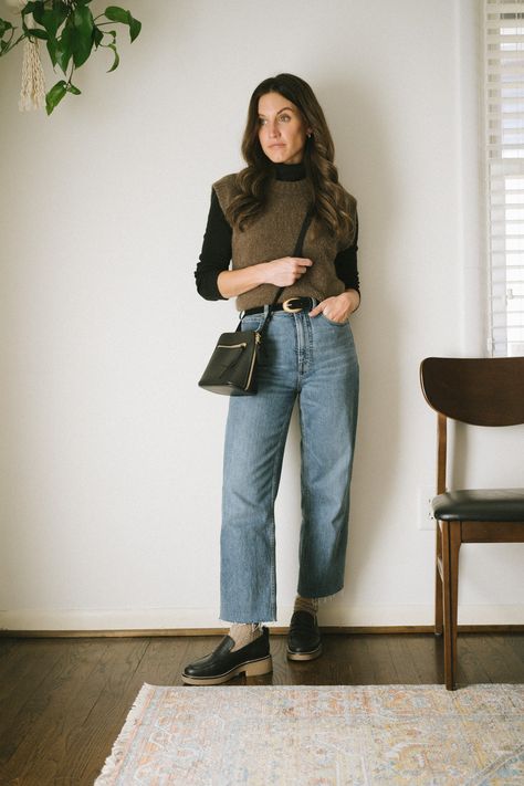 Business Casual Outfits, Vest Outfit Women, Madewell Outfits, Vest Outfits For Women, Sweater Vest Outfit, Turtleneck Outfit, Fall Outfit Ideas, Vest Outfits, Fall Winter Outfits