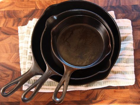 The Truth About Cast Iron Pans: 7 Myths That Need To Go Away Reseason Cast Iron, Seasoned Cast Iron Pan, Cast Iron Care, Cast Iron Pans, Searing Meat, Cast Iron Skillets, Cast Iron Cleaning, Iron Skillet Recipes, Best Pans