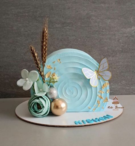 Forward Cake Designs, Top Forward Cake Ideas, Cake Decorations Ideas, Top Forward Cake, Learn Cake Decorating, Cake Designs For Kids, Buttercream Cake Designs, Birthday Cake Decorating Ideas, Chocolate Cake Designs