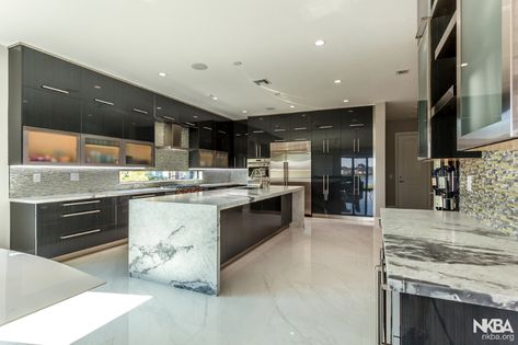 Contemporary Kitchen Design Open Concept, Kitchen Design Open Concept, Mansion Kitchen, Victorian Era Homes, Modern Kitchen Sinks, Home Transformation, Kitchens Luxury, Interior Desig, Modern Kitchen Design Open Concept