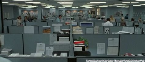 The cubicles from Office Space (Copyright Twentieth Century Fox) Corporate Office Cubicle, Office Moodboard Interior Design, Modern Office Cubicle, Office Reference, Cubicle Office, Boring Office, Japanese Office, Office Cubicles, Retro Office