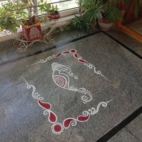 Auspicious Friday 🙏.....my humble attempt of a simple Alpana/ Alpona design🙂 'Alpana' ( Ritual Painting) is traditional Bengal art of… Floor Art Painted, Fabric Alpona Design, Bengali Rangoli Design, Diwali Alpona Design, Simple Alpana Designs, Flower Alpona Design, Easy Alpana Designs Bengali, Easy Alpona Design Bengali, Alpana Designs Bengali Simple